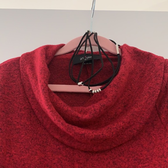 GIRLS SWEATER NWT - Picture 2 of 3